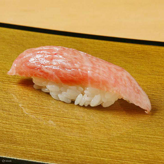 Manten Sushi Marunouchi | Sushi | Tokyo Station | Seat